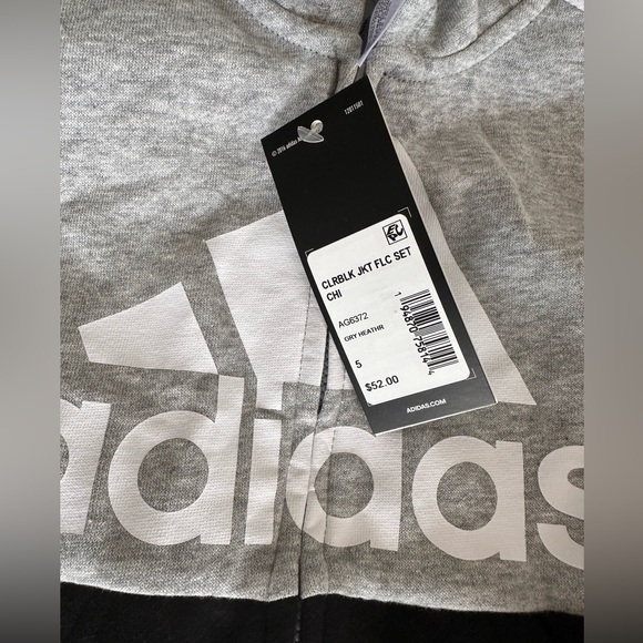 Adidas hoodie for 5 yo boy - Picture 2 of 4
